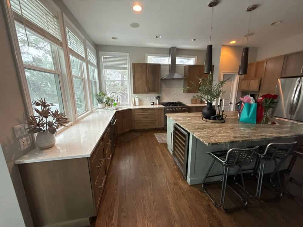 LVP & Laminate Flooring Installation image