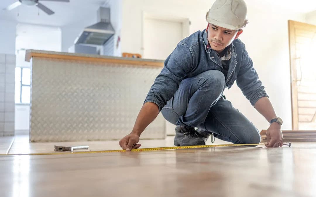 Top 10 Things to Consider When Hiring a Contractor image