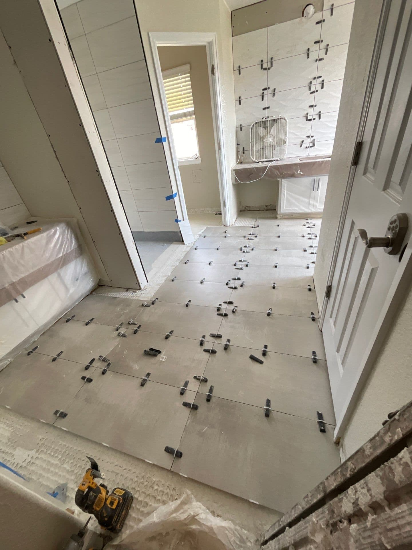 Gallery photos for Stunning Bathroom Transformation: Image #8
