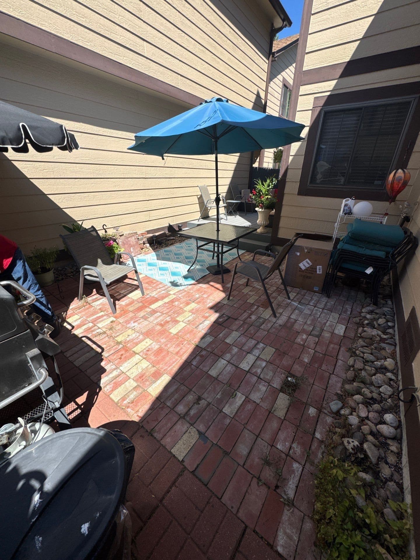 Gallery photos for Transforming Small Backyard Spaces With Vibrant Landscaping: Image #2