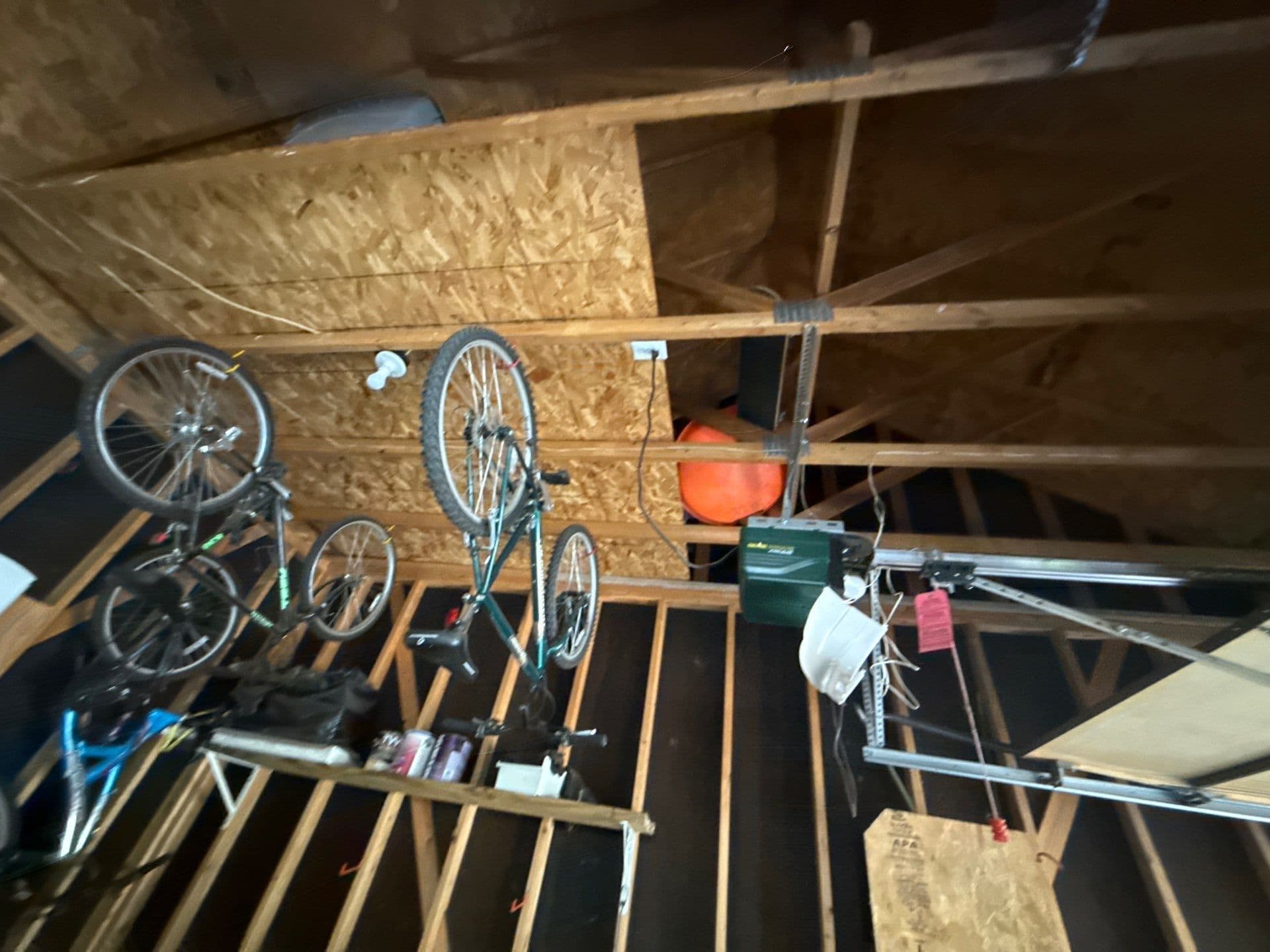 Gallery photos for Stunning Garage Transformation with Epoxy Flooring: Image #1