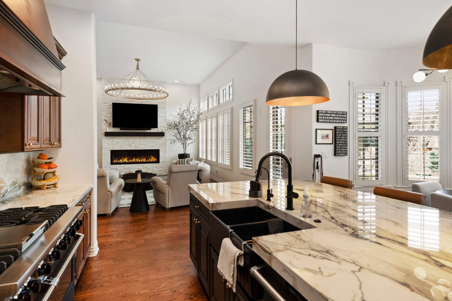 Gallery photos for Full Kitchen Remodel with Porcelain Countertops and Viking Appliances: Image #3