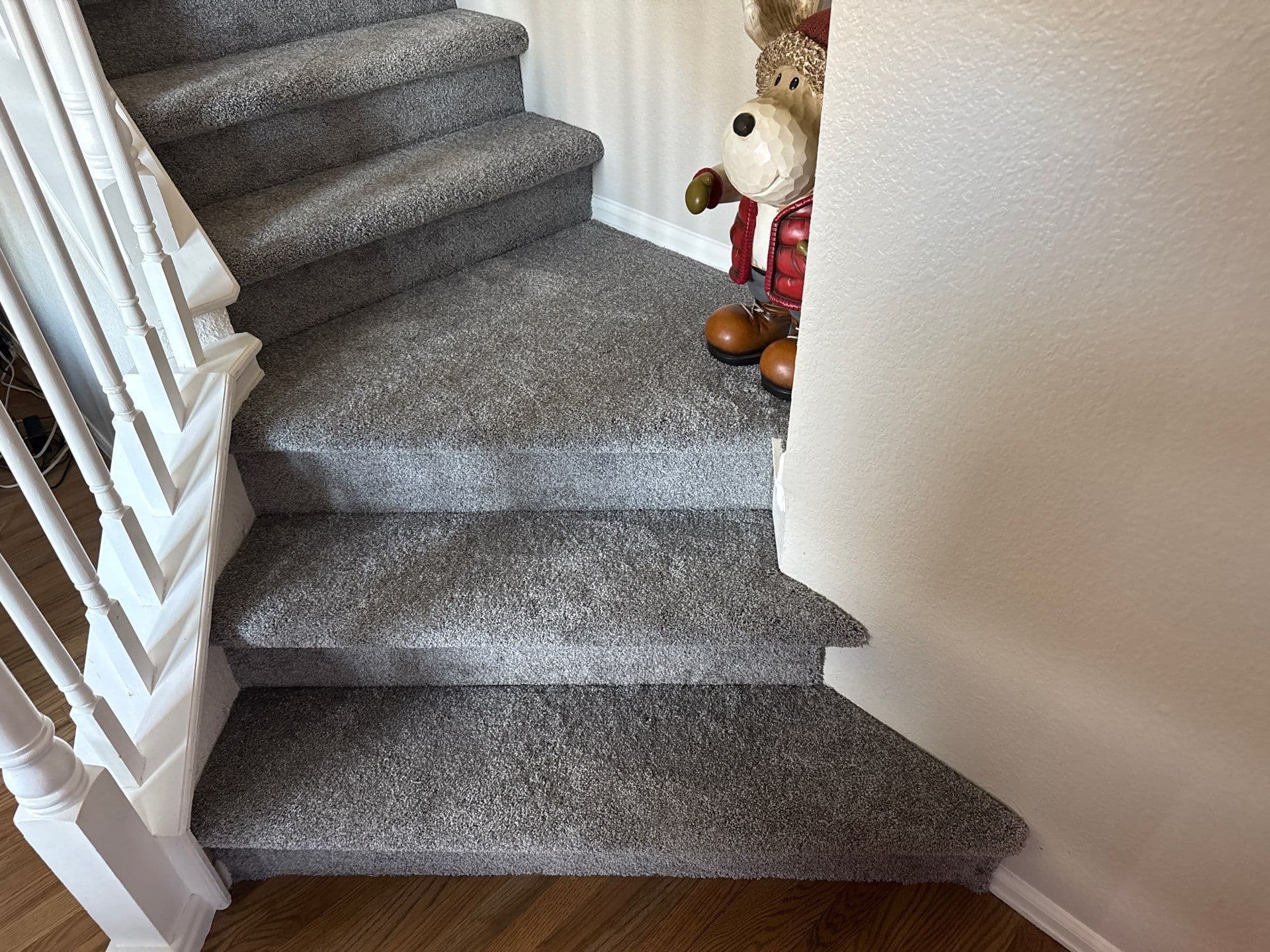 Gallery photos for Berber Carpet Installation on Two Sets of Stairs: Image #1