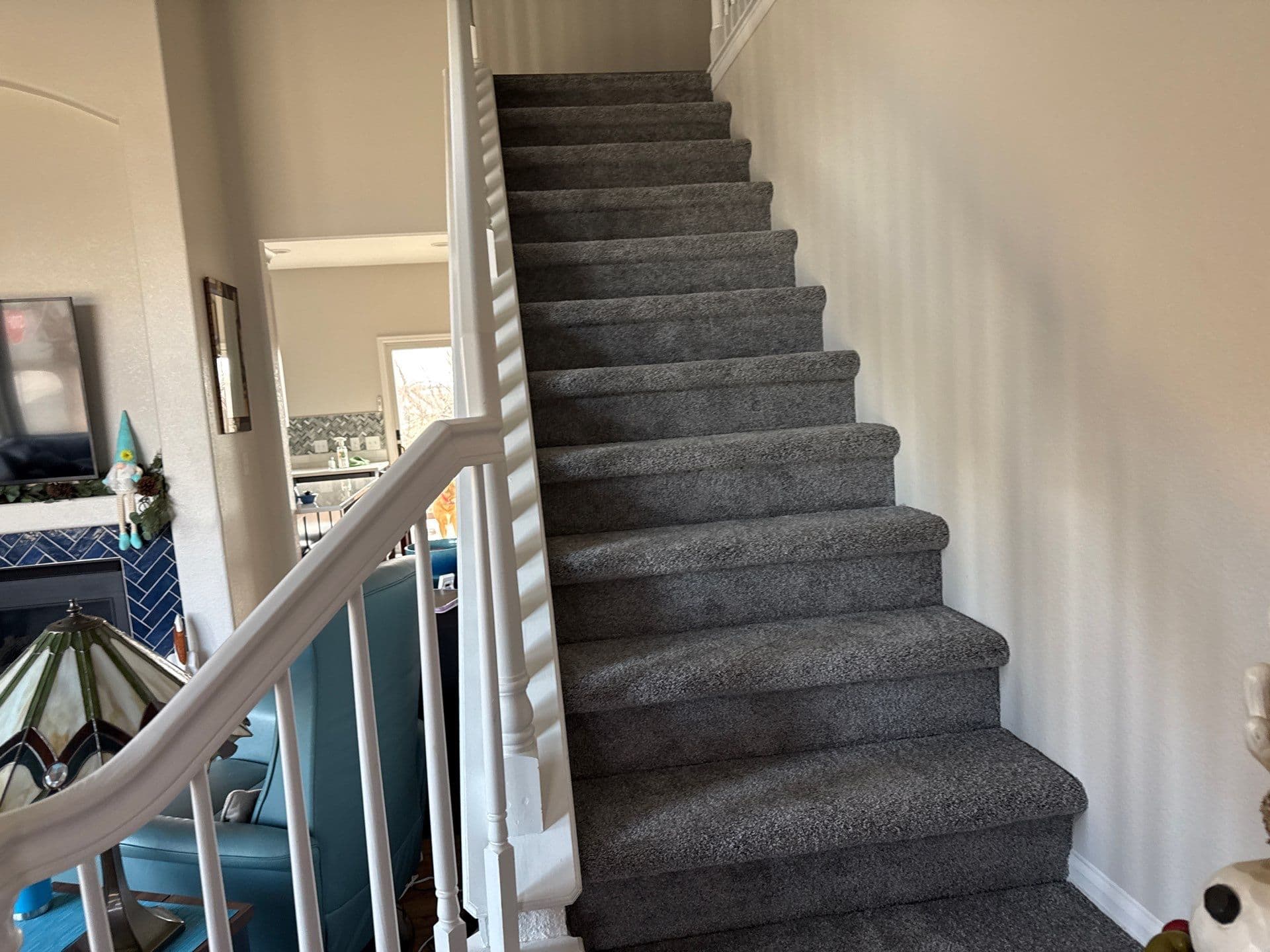 Gallery photos for Berber Carpet Installation on Two Sets of Stairs: Image #3