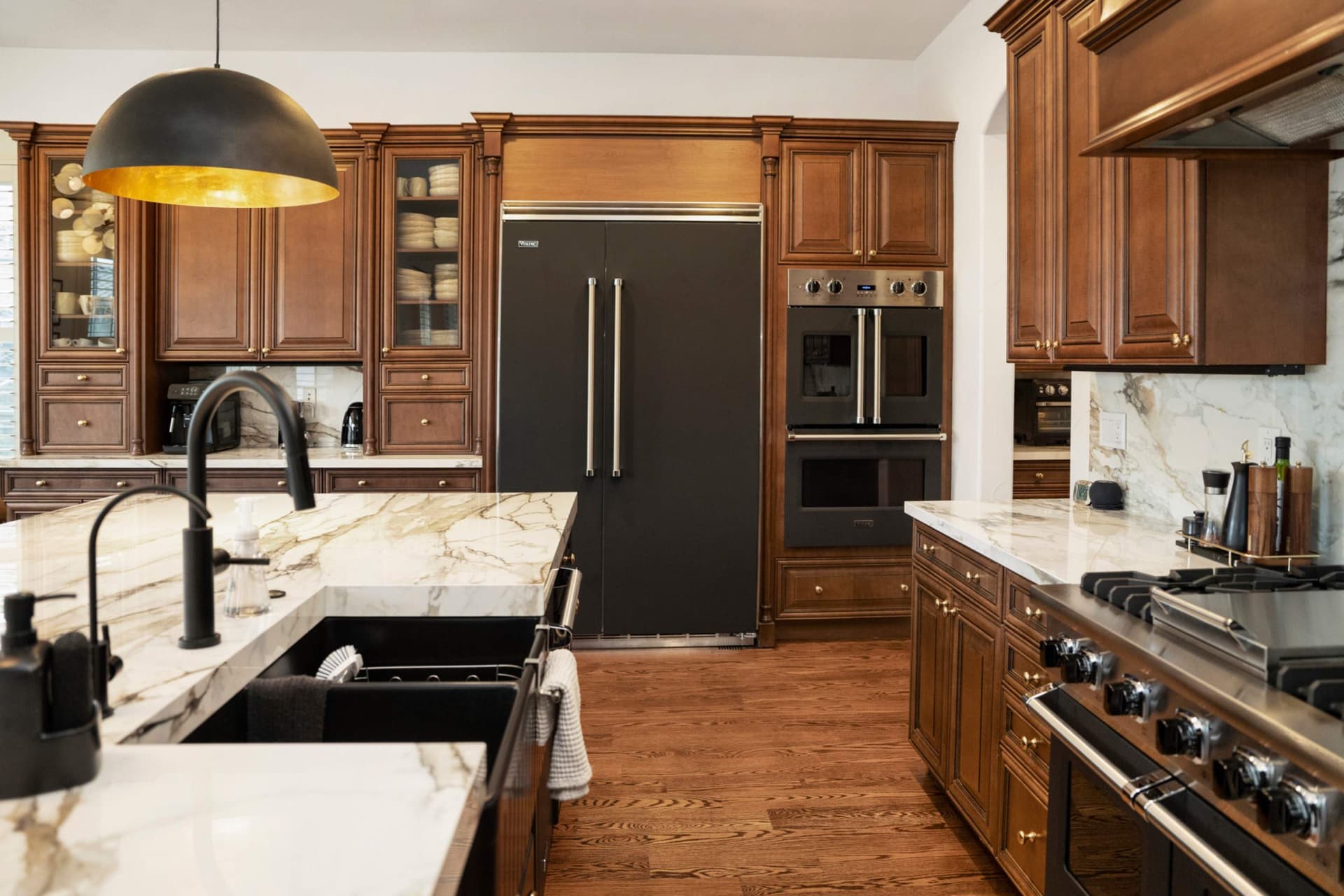 Gallery photos for Full Kitchen Remodel with Porcelain Countertops and Viking Appliances: Image #5