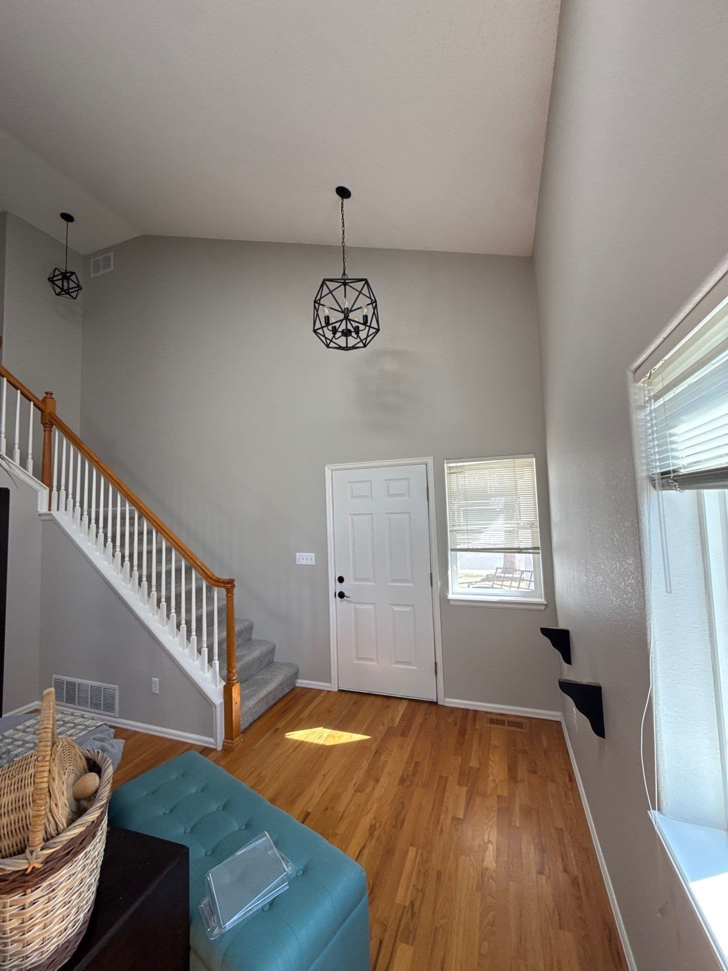 Gallery photos for Interior Update for a Welcoming Home: Image #3