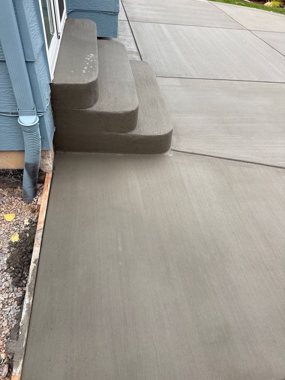 Gallery photos for Expert Concrete Patio Installation Transforms Outdoor Space: Image #10
