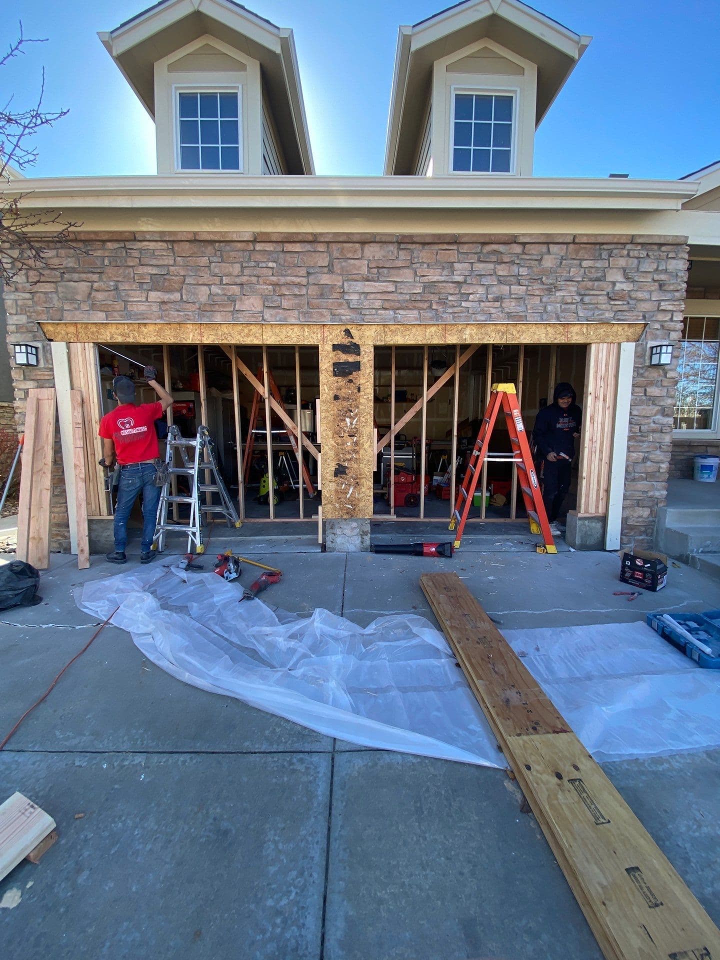 Gallery photos for Expanding Single Garages into a Spacious Double Garage: Image #2